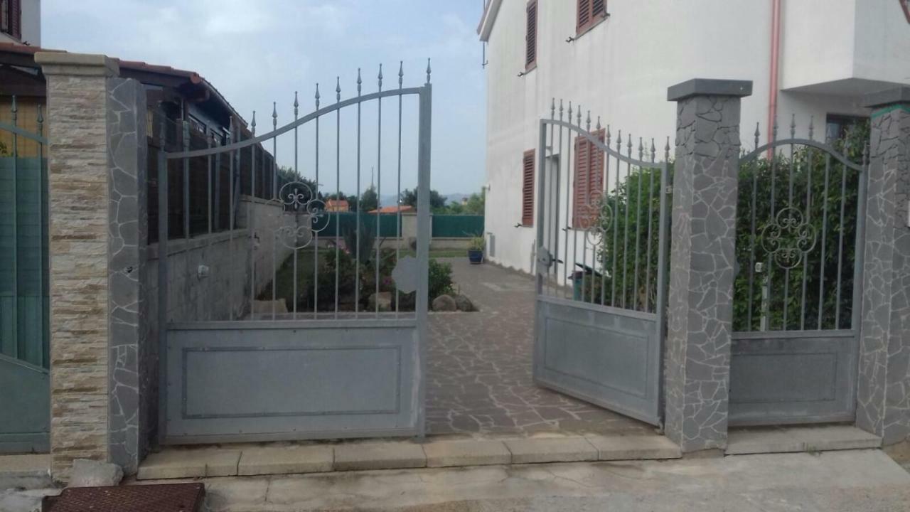 Villa Rosa Sant'Antioco Bagian luar foto