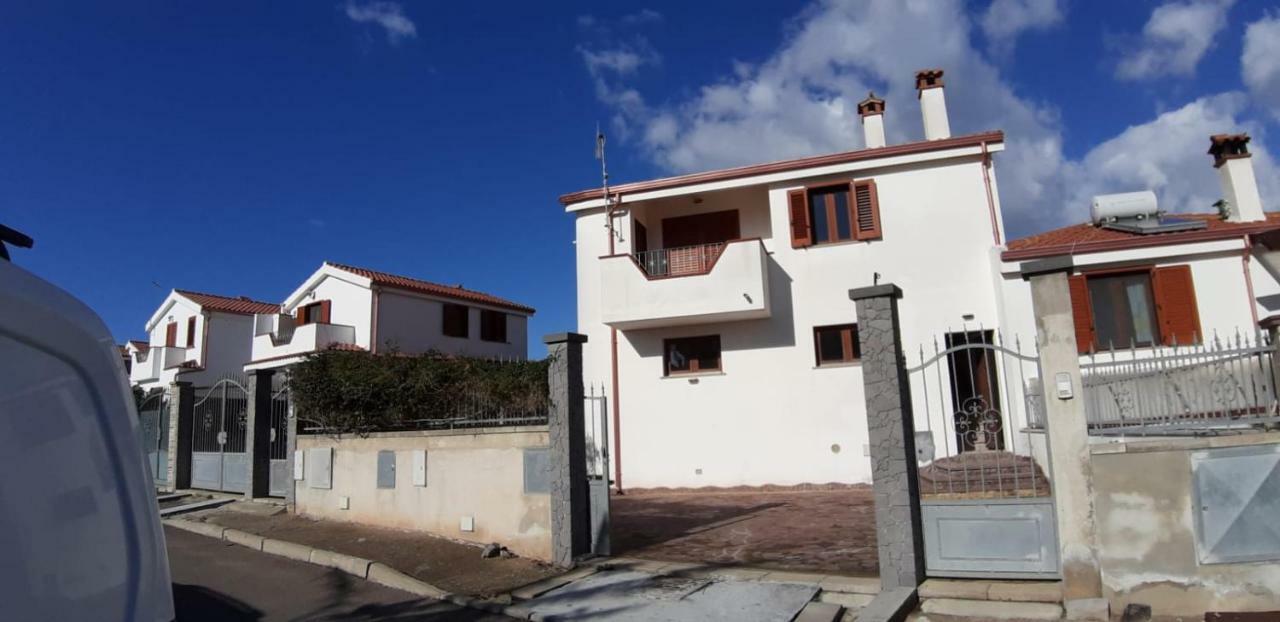 Villa Rosa Sant'Antioco Bagian luar foto