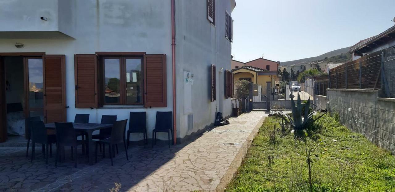 Villa Rosa Sant'Antioco Bagian luar foto